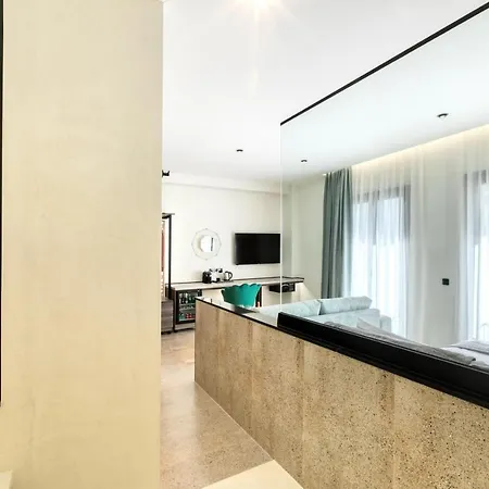 Hotel Ivy 3*